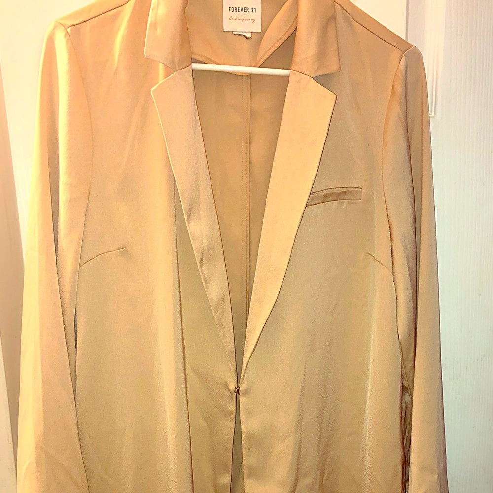 Forever 21 long sleeve blazer type thing